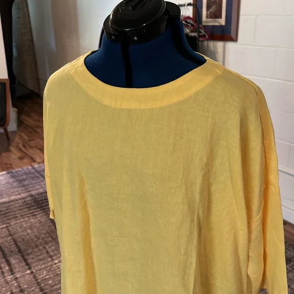 NWOT Not Perfect Linen Top - Picture 2 of 4